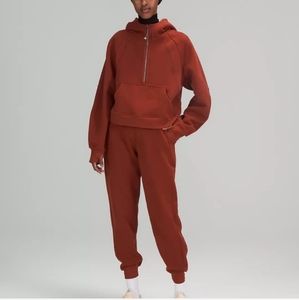 Lululemon scuba HighRise Jogger DTBN